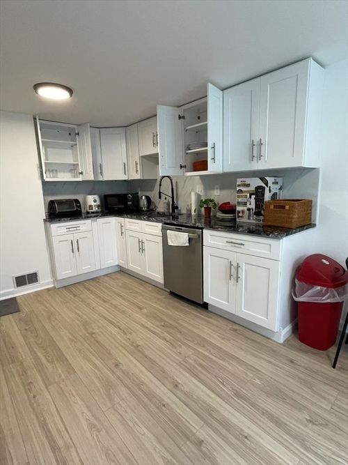 1-91 Sunnyside Ave, Arlington, MA, 02474 | Card Image