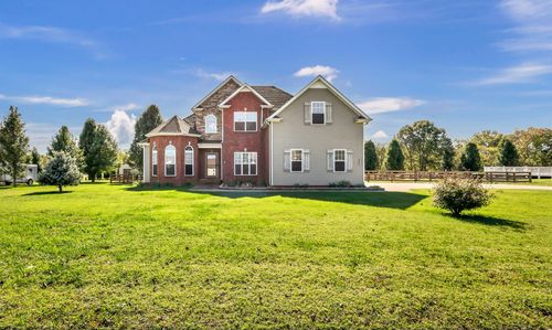 968 Beldon Station Ln, Clarksville, TN, 37040-6122 | Card Image