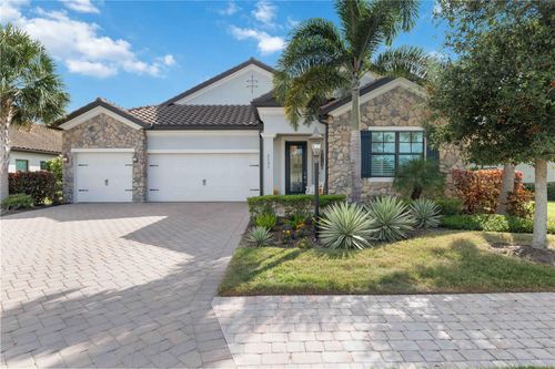7131 Whittlebury Trl, BRADENTON, FL, 34202-2171 | Card Image