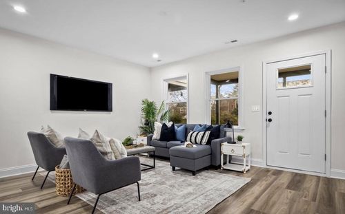 54 Burkshire Rd, TOWSON, MD, 21286-1148 | Card Image