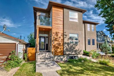 528 31 St Nw, Home with 3 bedrooms, 3 bathrooms and 2 parking in Calgary AB | Image 1