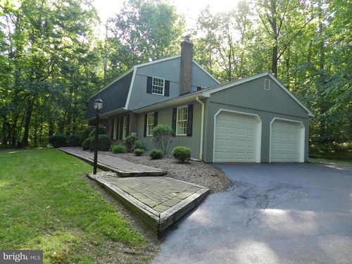 794 Grand Manor Dr, Wrightsville, PA, 17368-9397 | Card Image