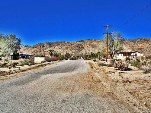  8675 Highland Road, Morongo Valley, CA, 92256 | Card Image