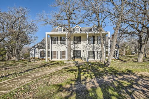 70 Hidden Valley Airpark, Shady Shores, TX, 76208-7302 | Card Image