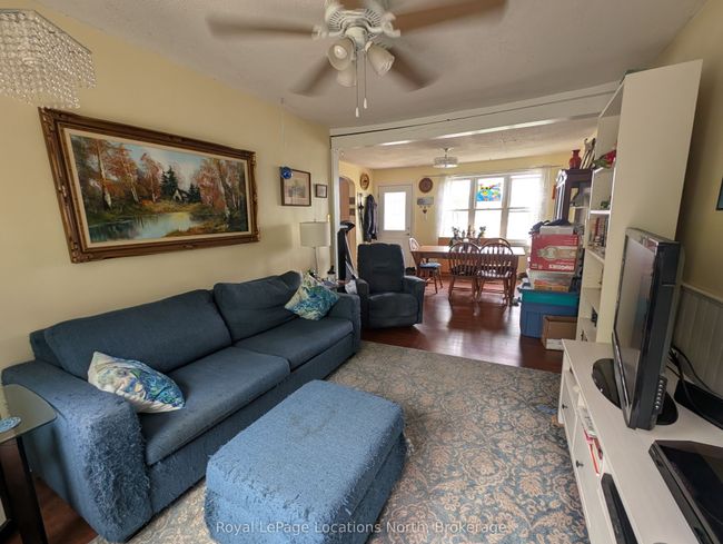5166 County Rd 9, House other with 2 bedrooms, 1 bathrooms and 4 parking in New Lowell ON | Image 21