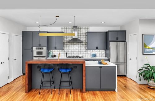 203-1401 Delgany St, Denver, CO, 80202-1307 | Card Image