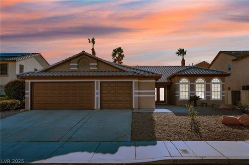 6209 Peggotty Ave, Las Vegas, NV, 89130-1375 | Card Image