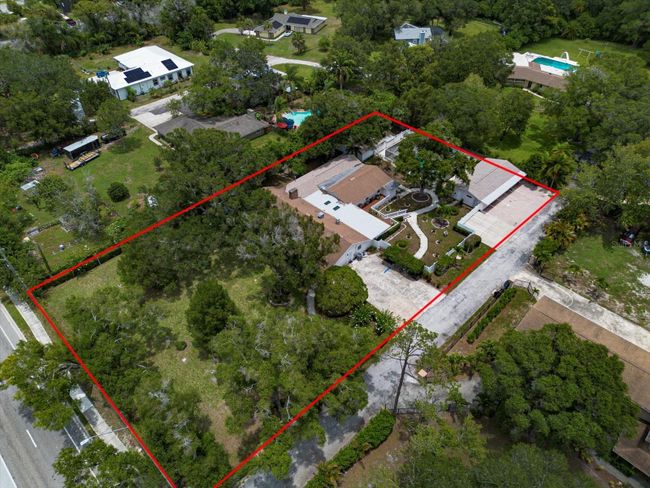 1845 N Keene Road, Home with 11 bedrooms, 11 bathrooms and null parking in Clearwater FL | Image 2