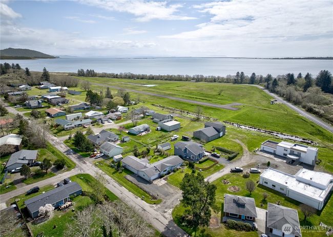 Well maintained home located by the Ilwaco Airport in Vandalia. A quiet little bedroom community outside Ilwaco. This 3-bedroom 2-bath home has an attached apartment or ADU with 2- Bedrooms and a Full Bath. Perfect for renting or communal living. | Image 5