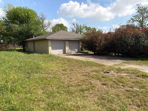 9950 Genard Rd, Houston, TX, 77041-7526 | Card Image