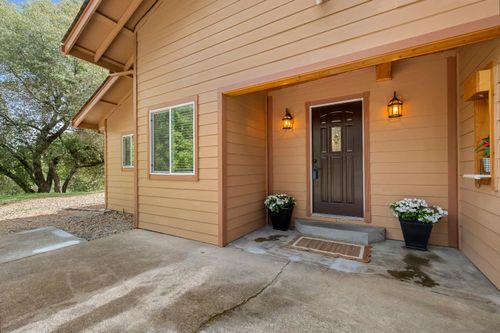 4612 South Point Road, Diamond Springs, CA, 95667 | Card Image