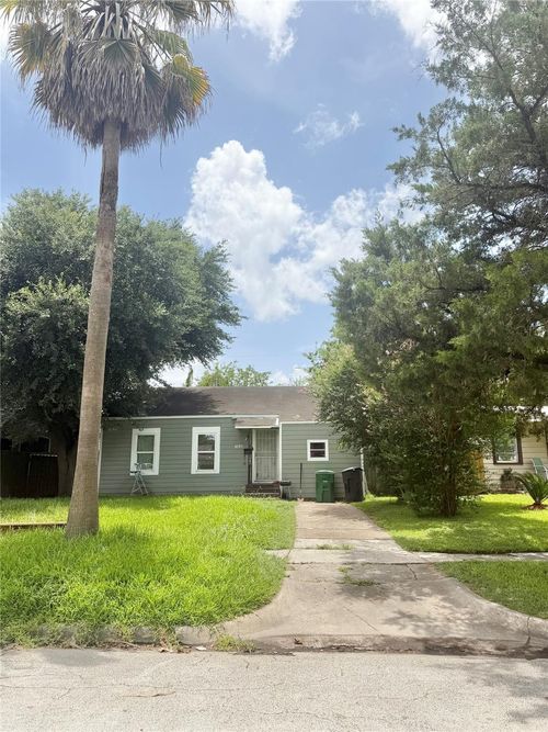 7030 Quince St, Houston, TX, 77087-2725 | Card Image