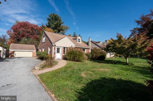 451 Wayne Ave, SPRINGFIELD, PA, 19064-2618 | Card Image