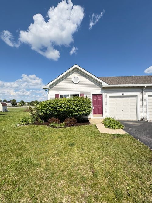 1412 Sherborn Ct S, Minooka, IL, 60447-4568 | Card Image