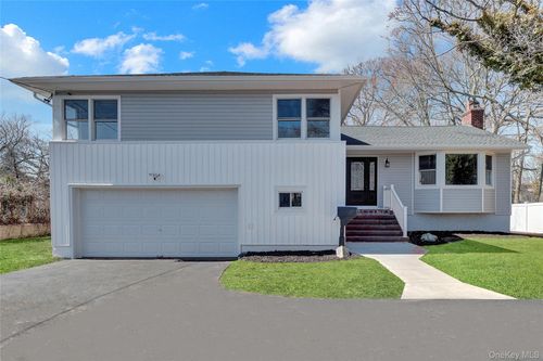 201 Brookside Ave, Roosevelt, NY, 11575-1939 | Card Image