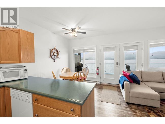 8B - 3935 Eagle Bay Rd, Townhouse with 2 bedrooms, 1 bathrooms and 1 parking in Eagle Bay BC | Image 15