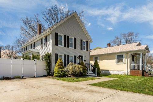 2453 Acushnet Ave, New Bedford, MA, 02745-2928 | Card Image