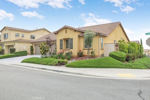 1589 Chinook St, Beaumont, CA, 92223-3233 | Card Image