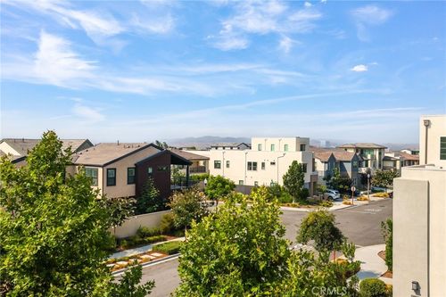 319 Sawbuck, Irvine, CA, 92602 | Card Image