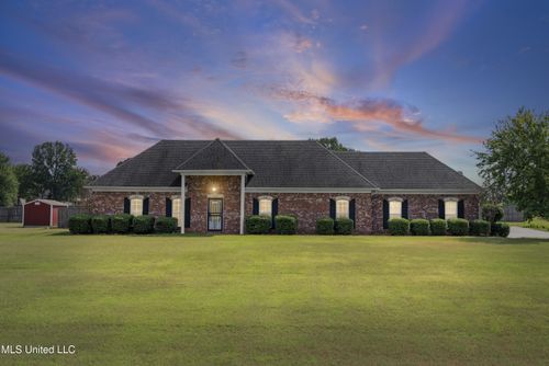 1958 Lamar Pl W, Hernando, MS, 38632-7471 | Card Image