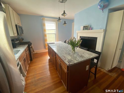 59 Clark St, New Haven, CT, 06511-3801 | Card Image
