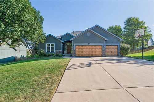 10616 Ne 101st St, Kansas City, MO, 64157-8707 | Card Image