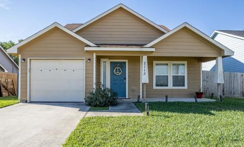 2113 W Gulf Street, Baytown, TX, 77520 | Card Image