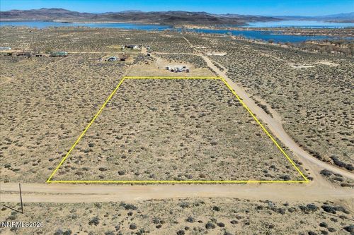 3900 Lemon St, Silver Springs, NV, 89429 | Card Image