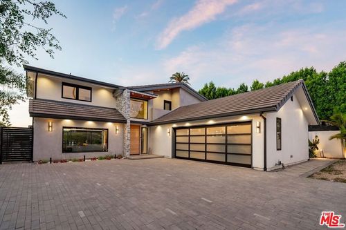 26029 Farmfield Rd, Calabasas, CA, 91302-1016 | Card Image