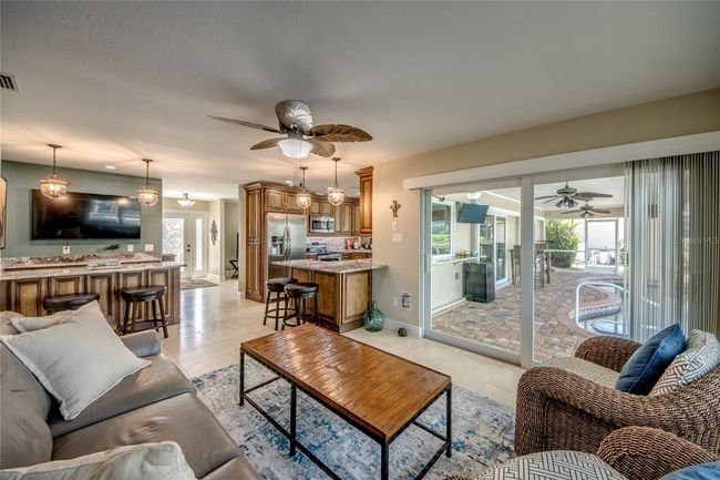 925 Don Juan Ct, House other with 3 bedrooms, 2 bathrooms and null parking in PUNTA GORDA FL | Image 25