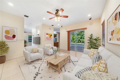2913 Sw 13th St, Miami, FL, 33145-1125 | Card Image