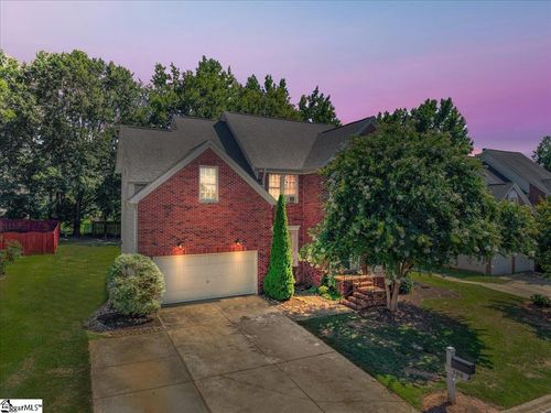 100 Birchleaf Ln, Greer, SC, 29650-4058 | Card Image