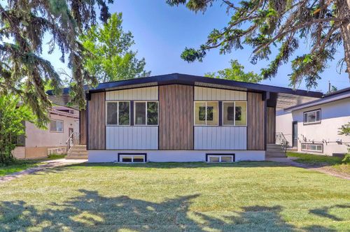 641 &amp; 639 69 Avenue Sw, Calgary, AB, T2V0P1 | Card Image