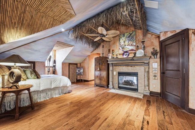 Apartment Bedroom | Image 25