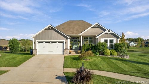 3804 Violet Ct, Jeffersonville, IN, 47130-6507 | Card Image