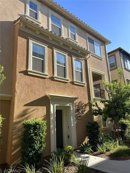 8254 Traveller Street, Chino, CA, 91708 | Card Image