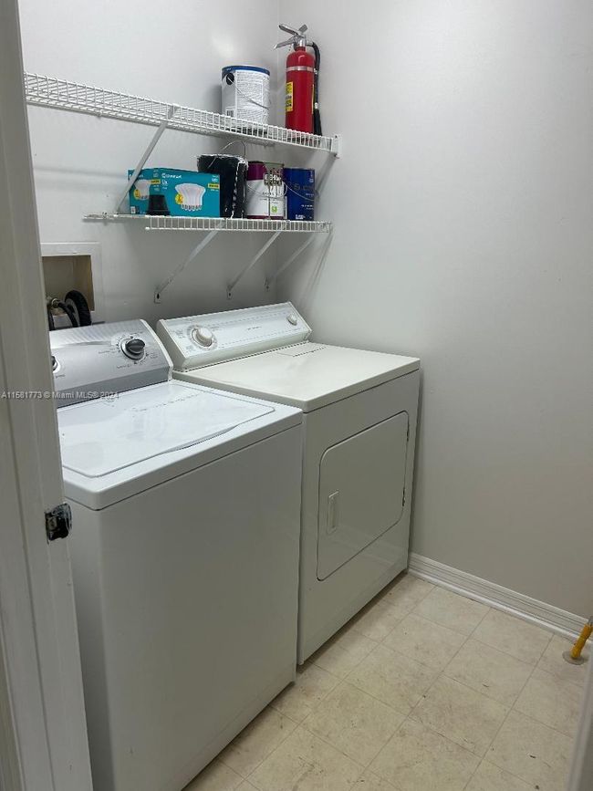 6114 Se Georgetown Pl, Home with 2 bedrooms, 2 bathrooms and null parking in Hobe Sound FL | Image 26