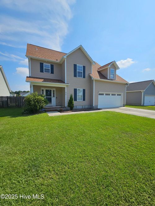 316 Providence Dr, Jacksonville, NC, 28546-6112 | Card Image