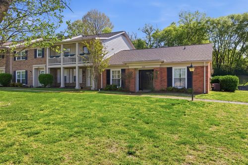 e308-8300 Sawyer Brown Rd, Nashville, TN, 37221-7624 | Card Image