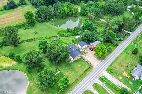 7104 Chatham Rd, Medina, OH, 44256-8539 | Card Image