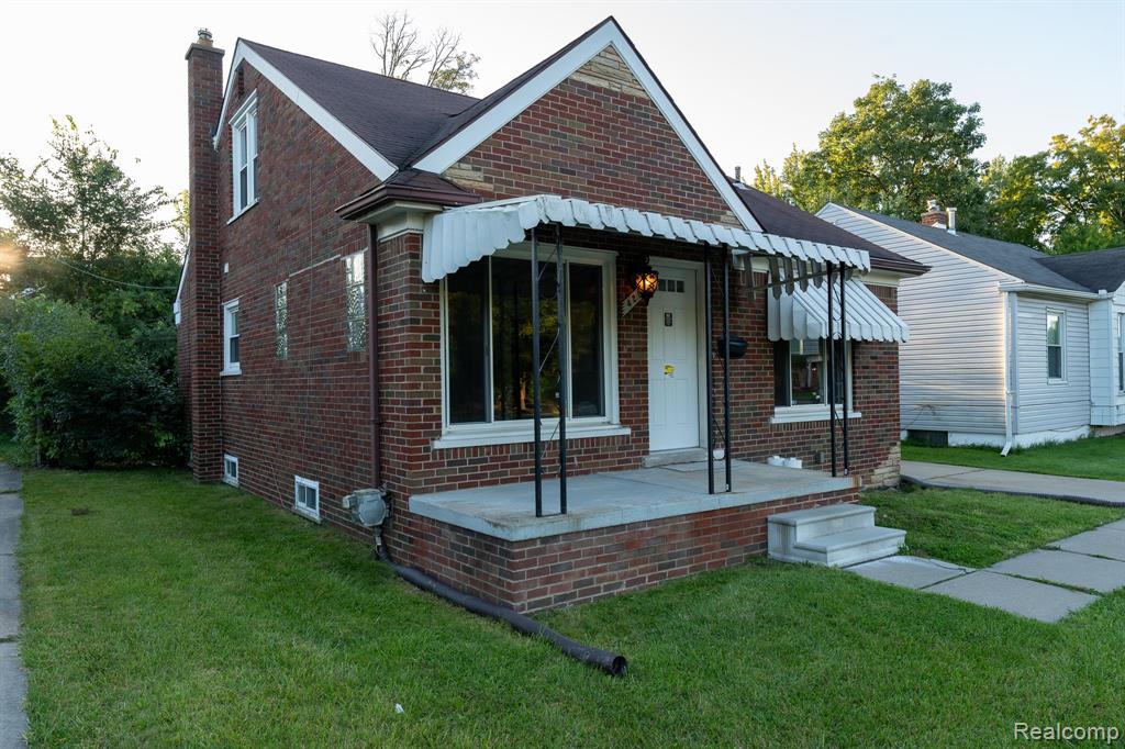Greenfield Rd, Berkley, MI 48072