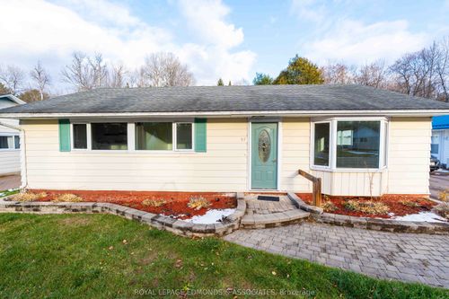 57 Beach Ave, Deep River, ON, K0J1P0 | Card Image