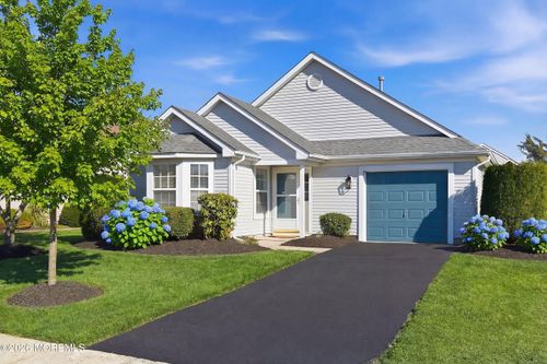 3333 Deep River Ln, Toms River, NJ, 08755-2313 | Card Image