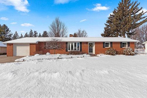 315 Johnson Street, Pulaski, WI, 54162 | Card Image