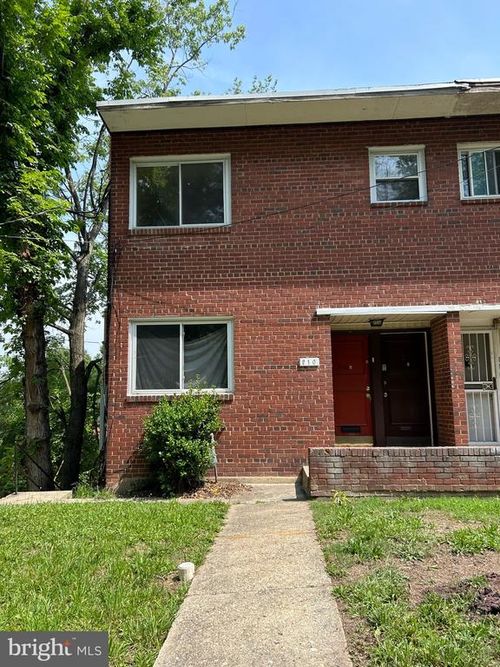 210 Varnum St Ne, WASHINGTON, DC, 20011-7442 | Card Image