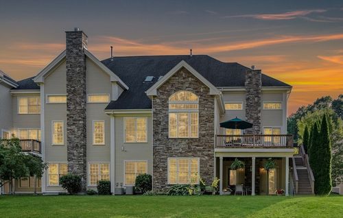 64-69 Clubhouse Way, Sutton, MA, 01590-2441 | Card Image