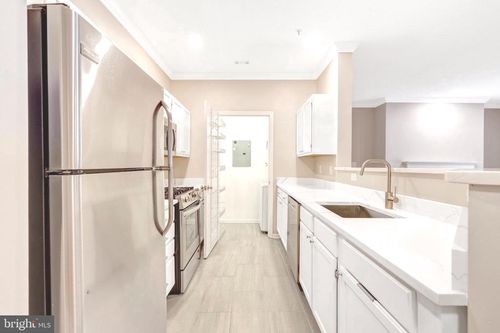 apt-11-1701 Lake Shore Crest Dr, RESTON, VA, 20190-3249 | Card Image