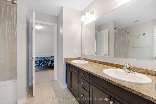 51 Stedford Cres, House other with 6 bedrooms, 5 bathrooms and 4 parking in Brampton ON | Image 37