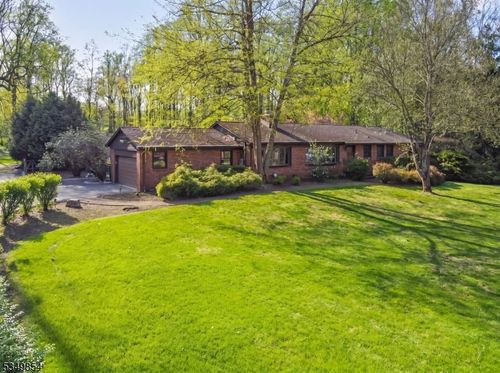 13 Skyline Dr, Warren, NJ, 07059-6713 | Card Image