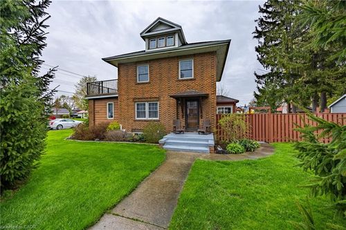124 First Ave, Port Dover, ON, N0A1N0 | Card Image